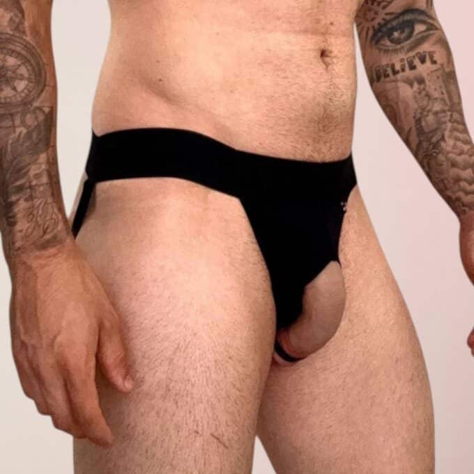 Jockstrap pour packer FTM _ Transtore_noir mannequin face